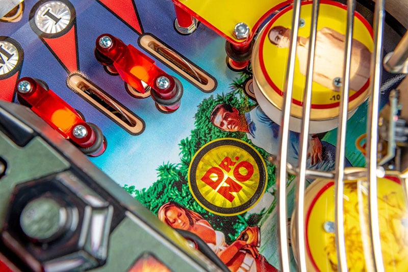 James Bond 007 Premium Pinball Machine