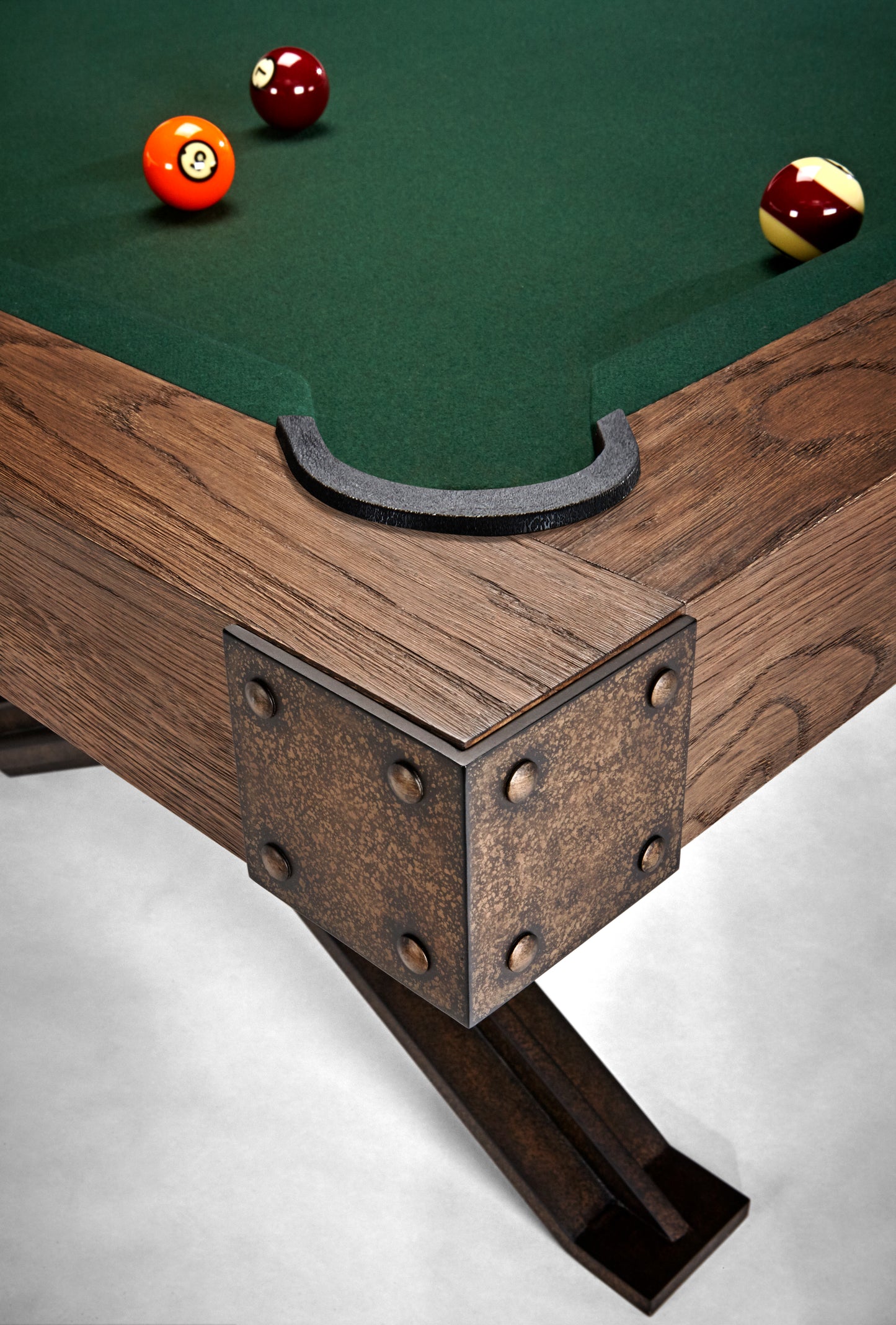 Brunswick Dameron American Pool Table