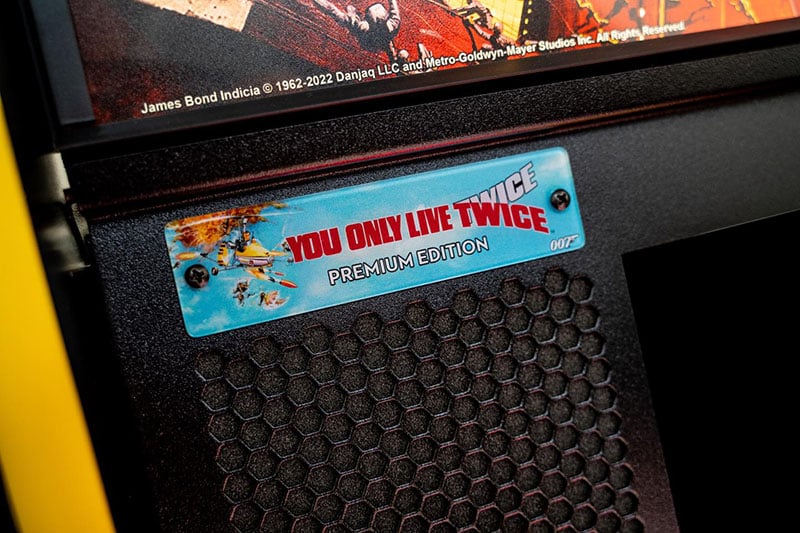 James Bond 007 Premium Pinball Machine